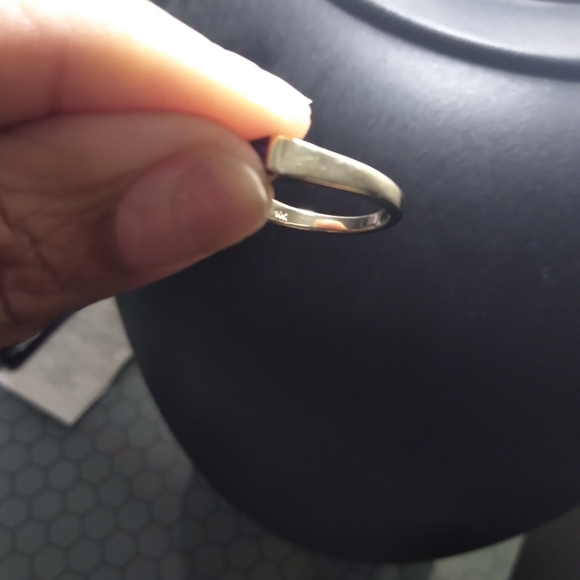 Ring - Picture 3 of 8